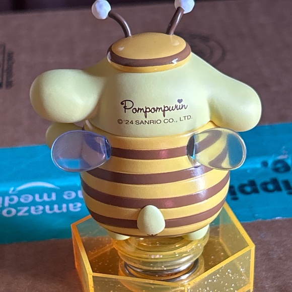 Sanrio Pompompurin Little Bee Concert Blind Box Figure - Picture 9 of 16